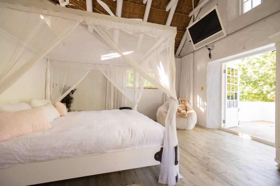 6 Bedroom Property for Sale in Klein Parys Western Cape